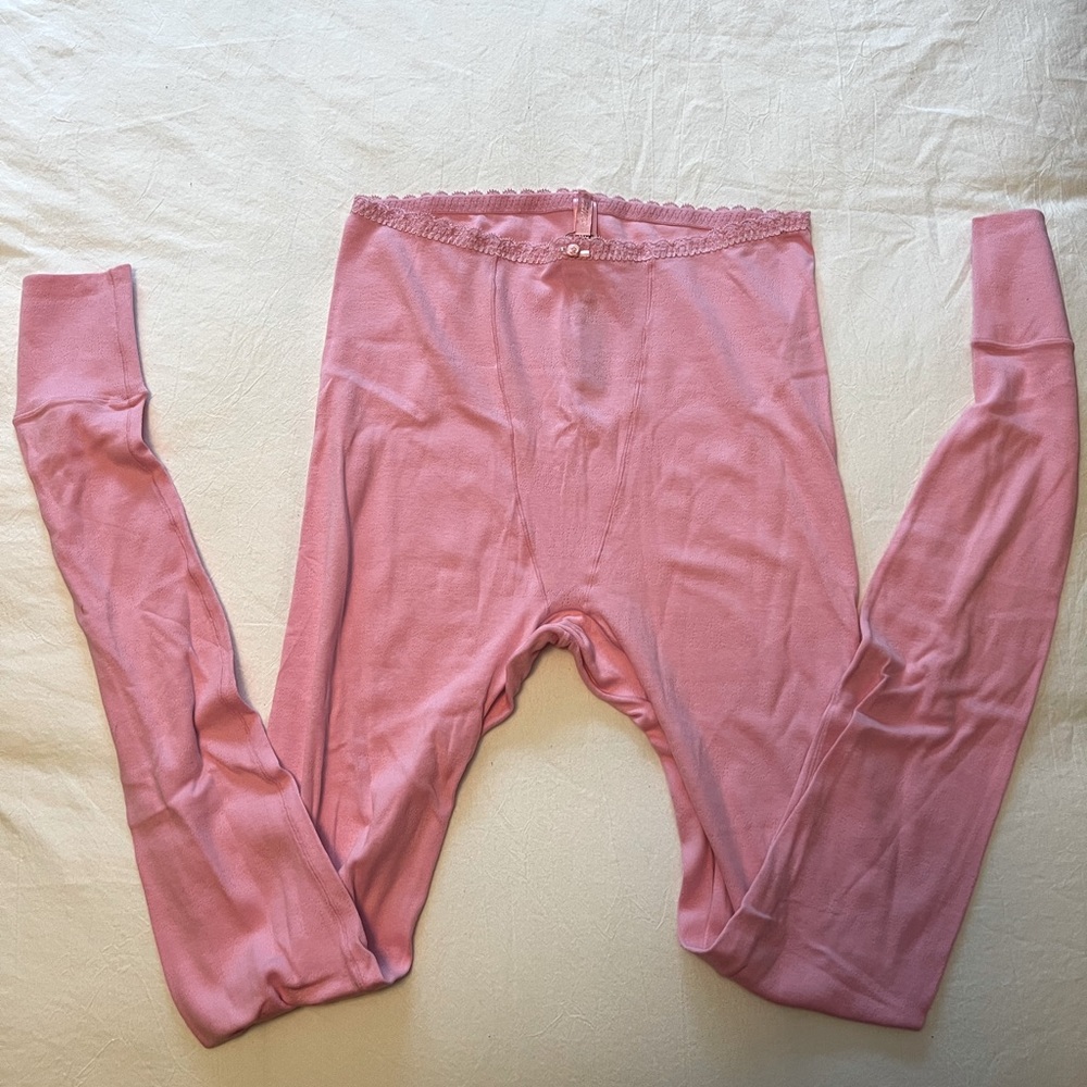SKIMS Lace Pointelle Leggings in Bubble Gum size large